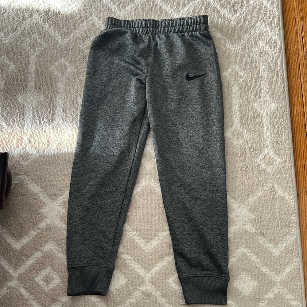 Boys Nike dry-fit jogger pant.
